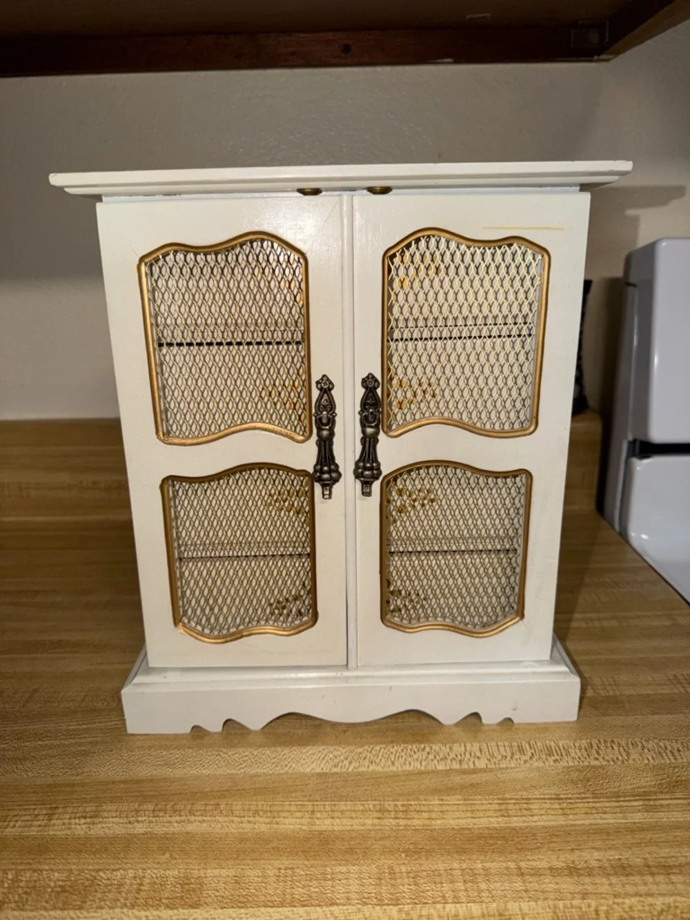 Vintage hand‎ painted White Decorative jewelry Cabinet with music box